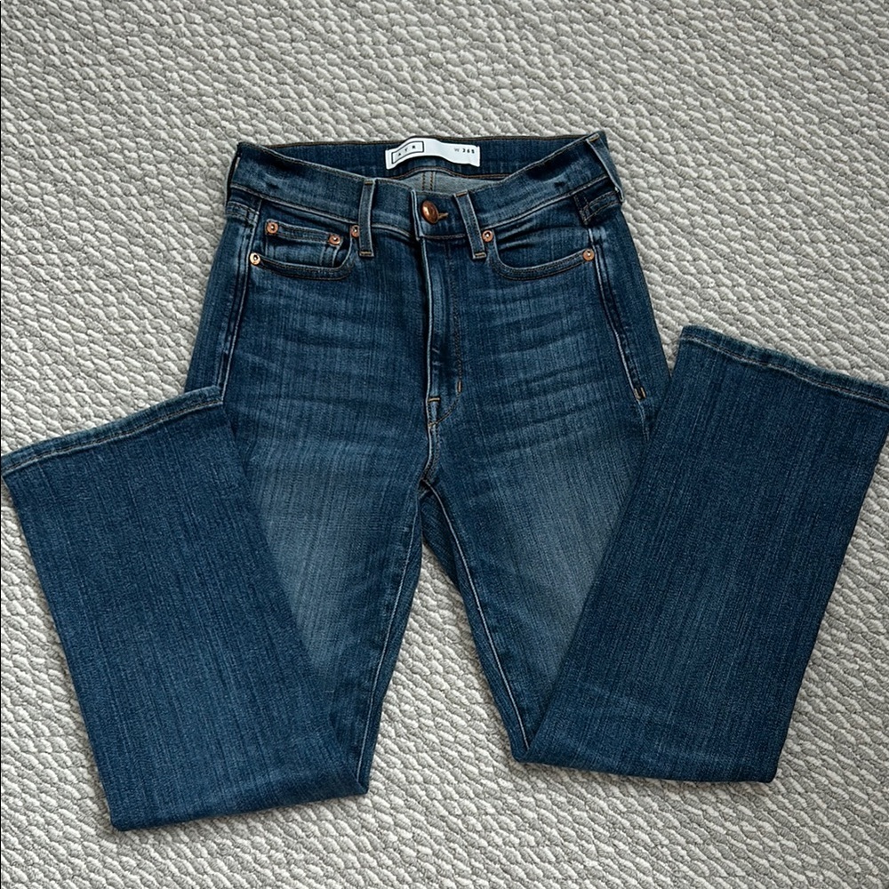 NWOT AYR The Pop jeans in Laid Back 26S